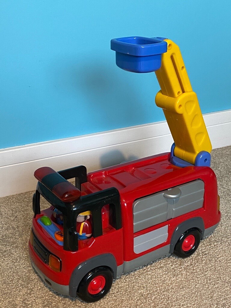 Happyland Fire Engine | in Ringwood 